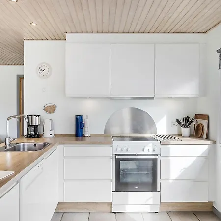 4 Bedroom Amazing In Idestrup Holiday home *