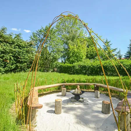 4 Bedroom Amazing In Idestrup Boto By
